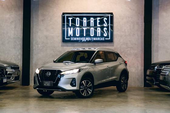 NISSAN KICKS PLAY 1.6 16V FLEXSTART SENSE XTRONIC NISSAN KICKS PLAY 1.6 16V FLEXSTART SENSE XTRONIC